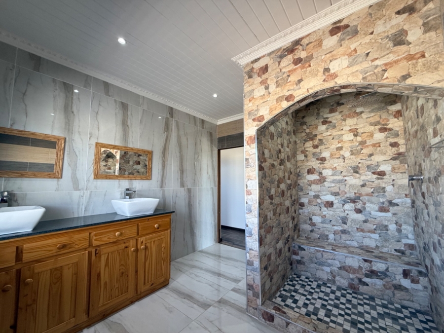 3 Bedroom Property for Sale in Royalston Residential Estate and Wildlife Reserve Eastern Cape